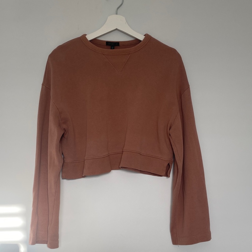 Dynamite Warm Brown Cropped Sweatshirt